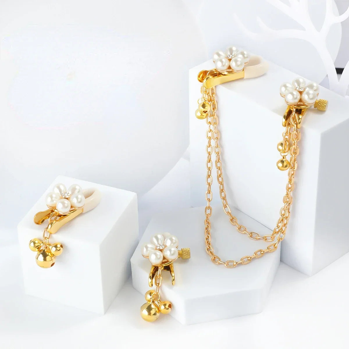 Pearl Petals Bells Nipple Clamps with Chain